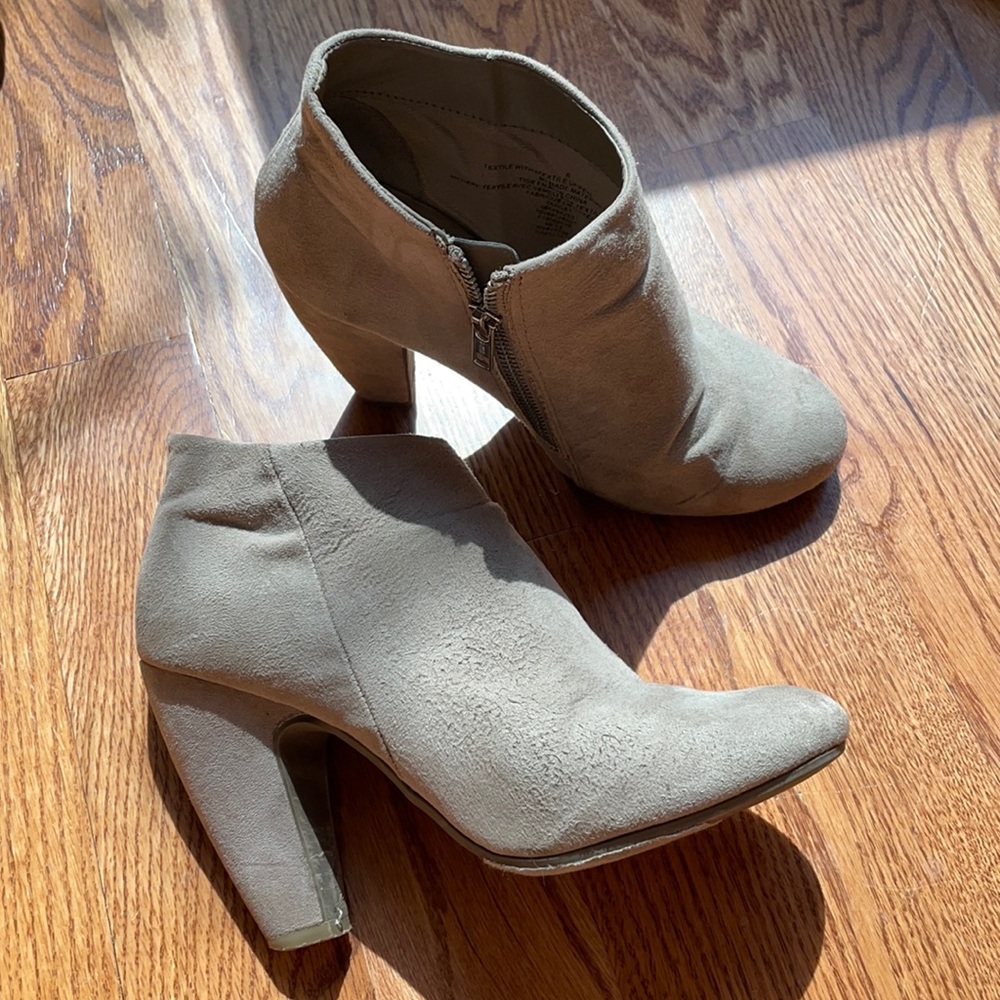 Ankle booties